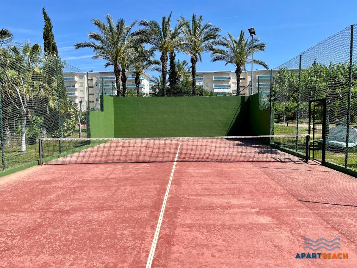 Apartbeach Los Juncos Residencial Piscinas Y Petanca La Pineda Kültér fotó