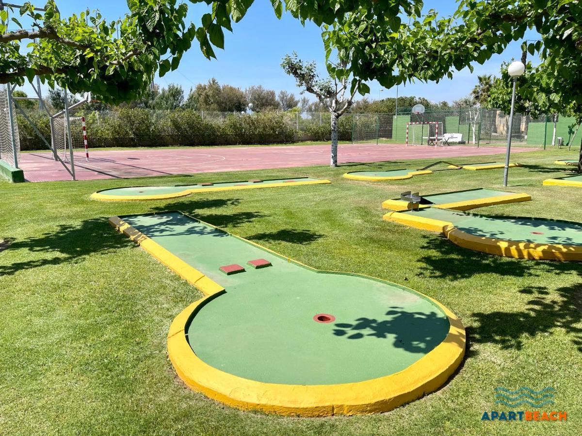 Apartbeach Los Juncos Residencial Piscinas Y Petanca La Pineda Kültér fotó