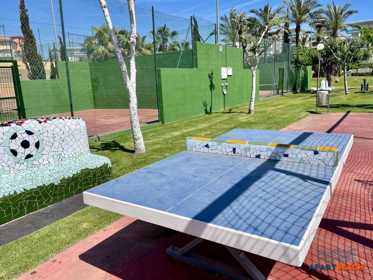 Apartbeach Los Juncos Residencial Piscinas Y Petanca La Pineda Kültér fotó