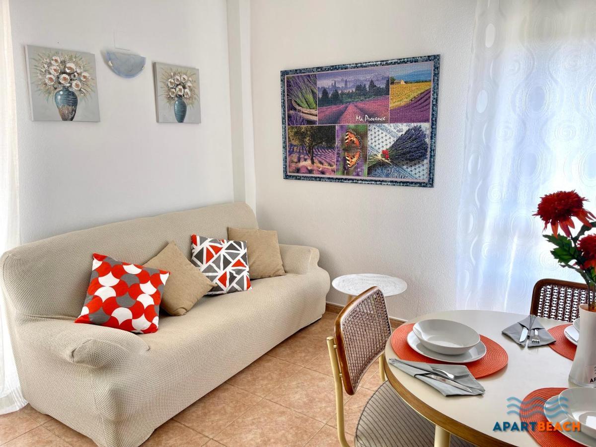 Apartbeach Los Juncos Residencial Piscinas Y Petanca La Pineda Kültér fotó