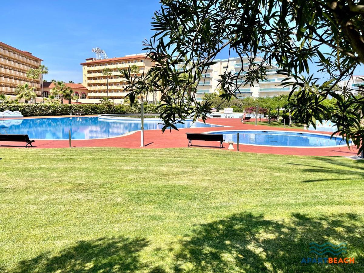 Apartbeach Los Juncos Residencial Piscinas Y Petanca La Pineda Kültér fotó