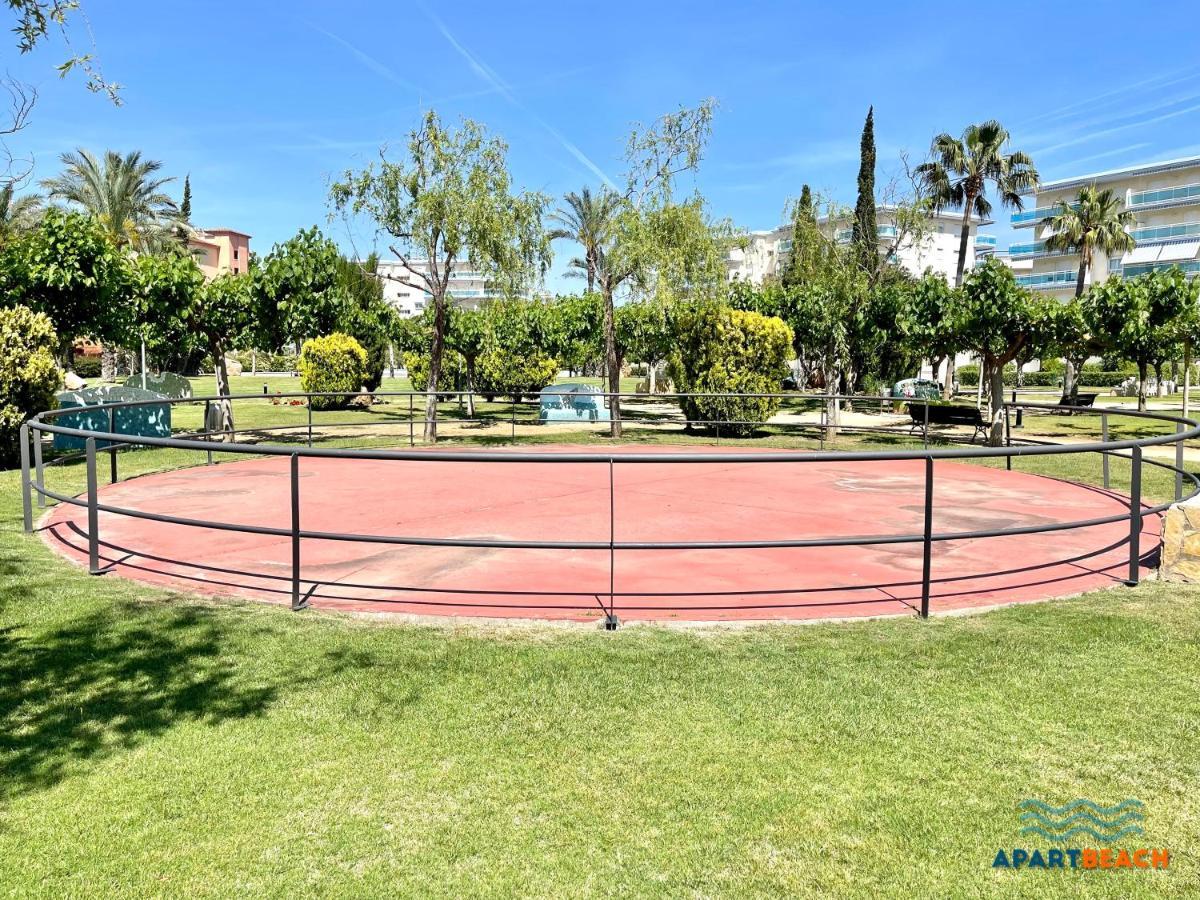 Apartbeach Los Juncos Residencial Piscinas Y Petanca La Pineda Kültér fotó