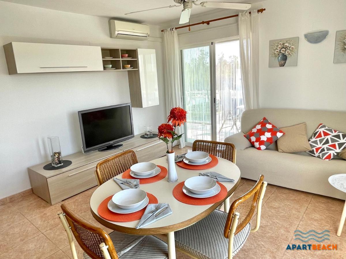 Apartbeach Los Juncos Residencial Piscinas Y Petanca La Pineda Kültér fotó