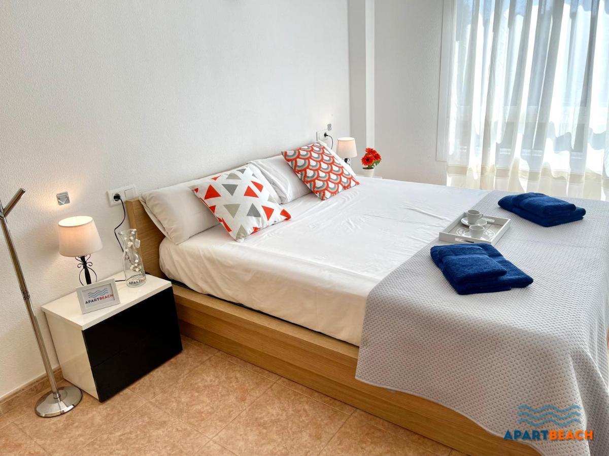 Apartbeach Los Juncos Residencial Piscinas Y Petanca La Pineda Kültér fotó