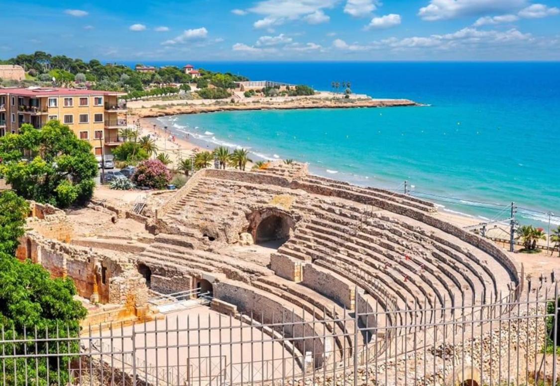 Apartbeach Los Juncos Residencial Piscinas Y Petanca La Pineda Kültér fotó