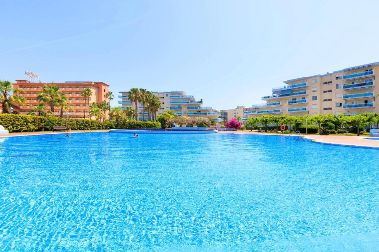 Apartbeach Los Juncos Residencial Piscinas Y Petanca La Pineda Kültér fotó